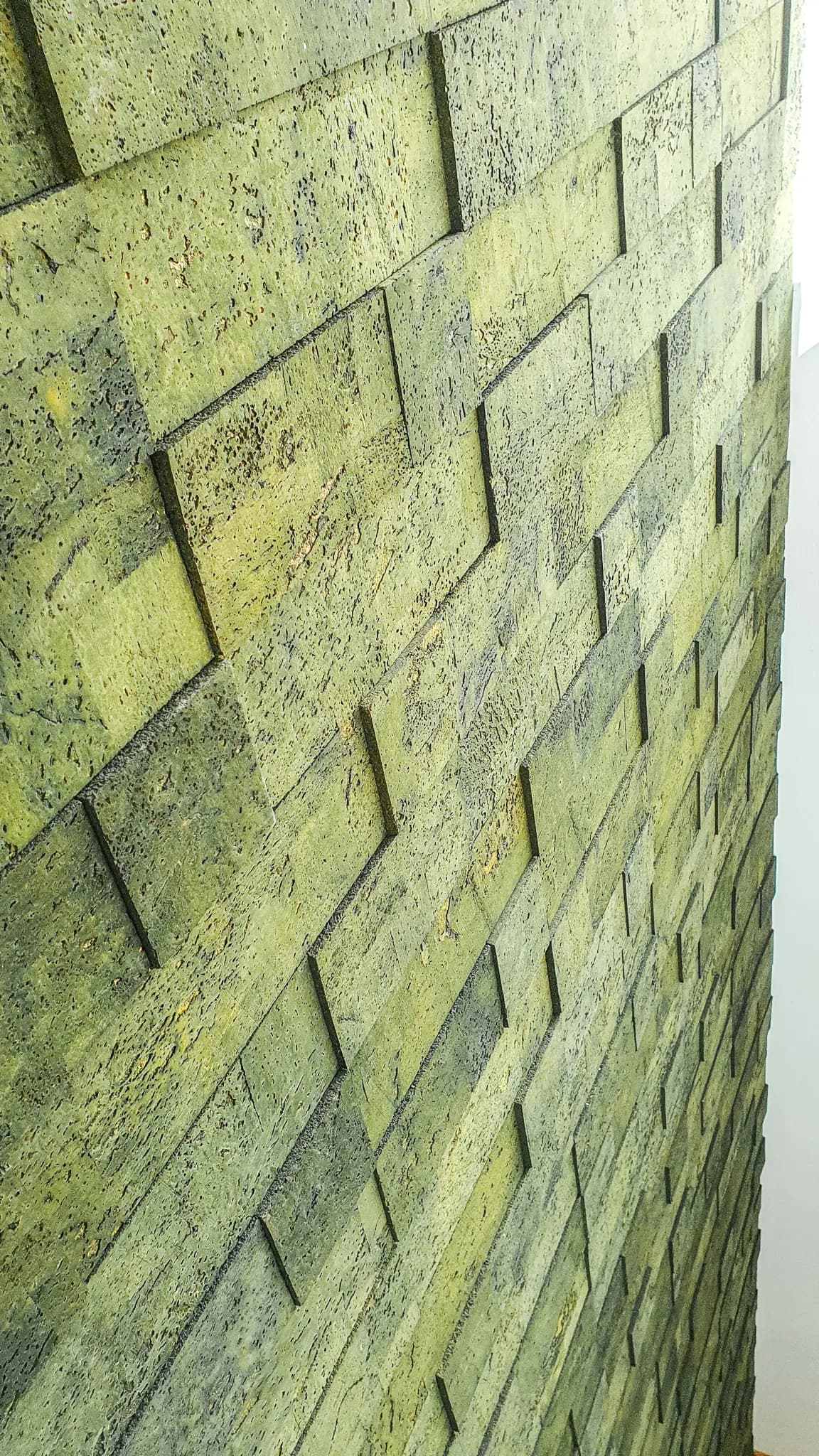 Kork im Treppenhaus 2